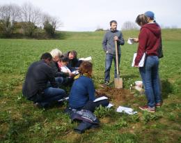 Groupe DEPHY en formation sur la fertilité des sols